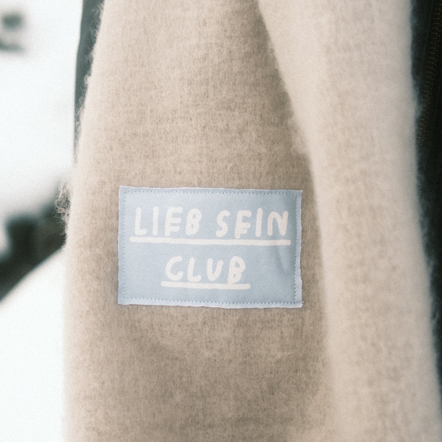LIEB SEIN CLUB [SCHAL]