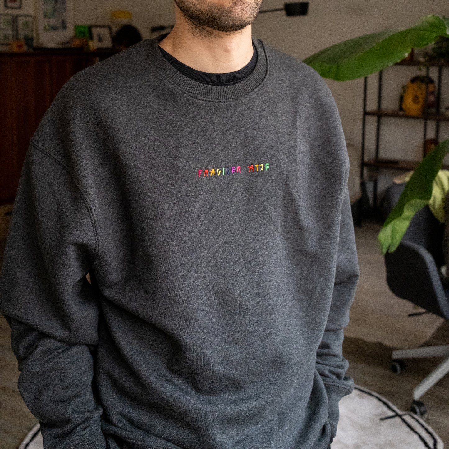 FRAGILER ATZE [SWEATER]